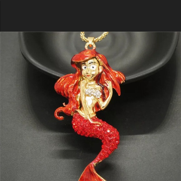 NWT Betsey Johnson Crystal Little Mermaid Pendant
